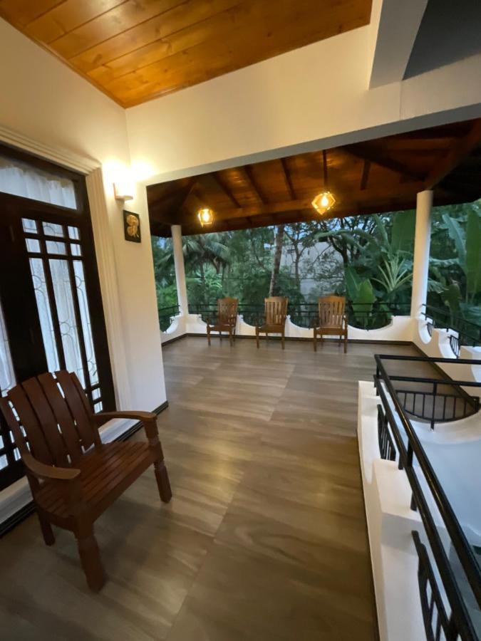 Platinum Holiday Home Anuradhapura Buitenkant foto