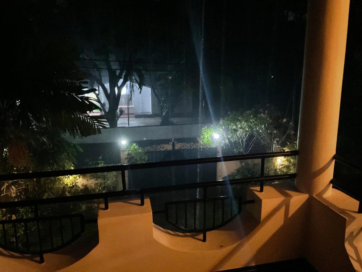 Platinum Holiday Home Anuradhapura Buitenkant foto