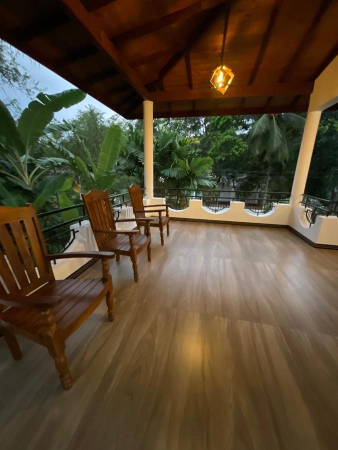 Platinum Holiday Home Anuradhapura Buitenkant foto