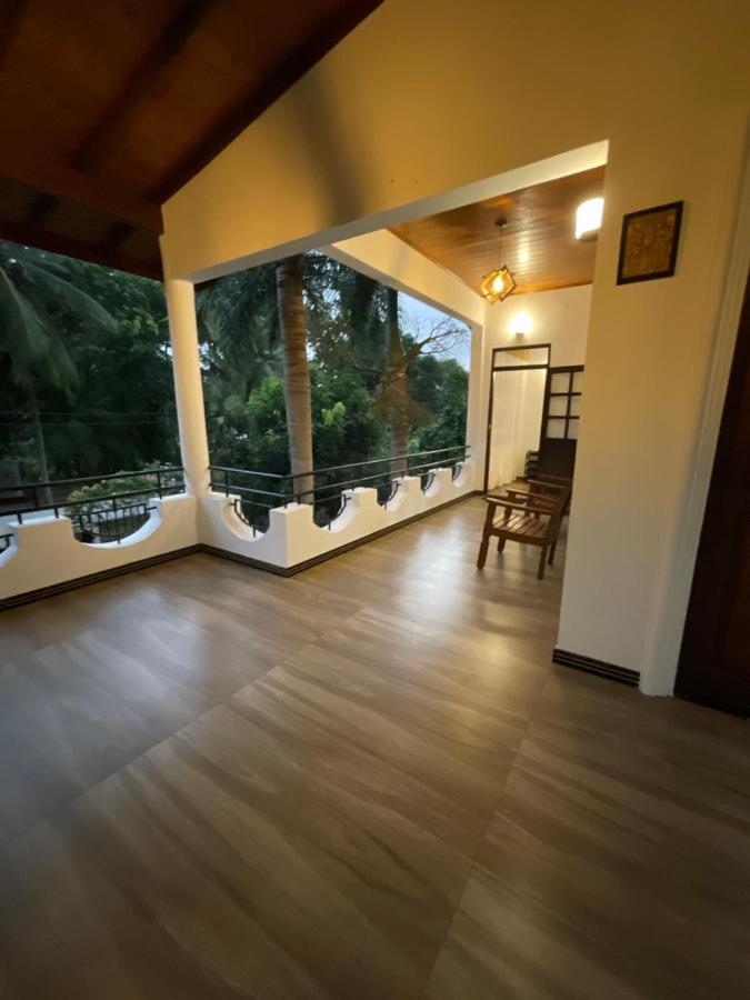 Platinum Holiday Home Anuradhapura Buitenkant foto