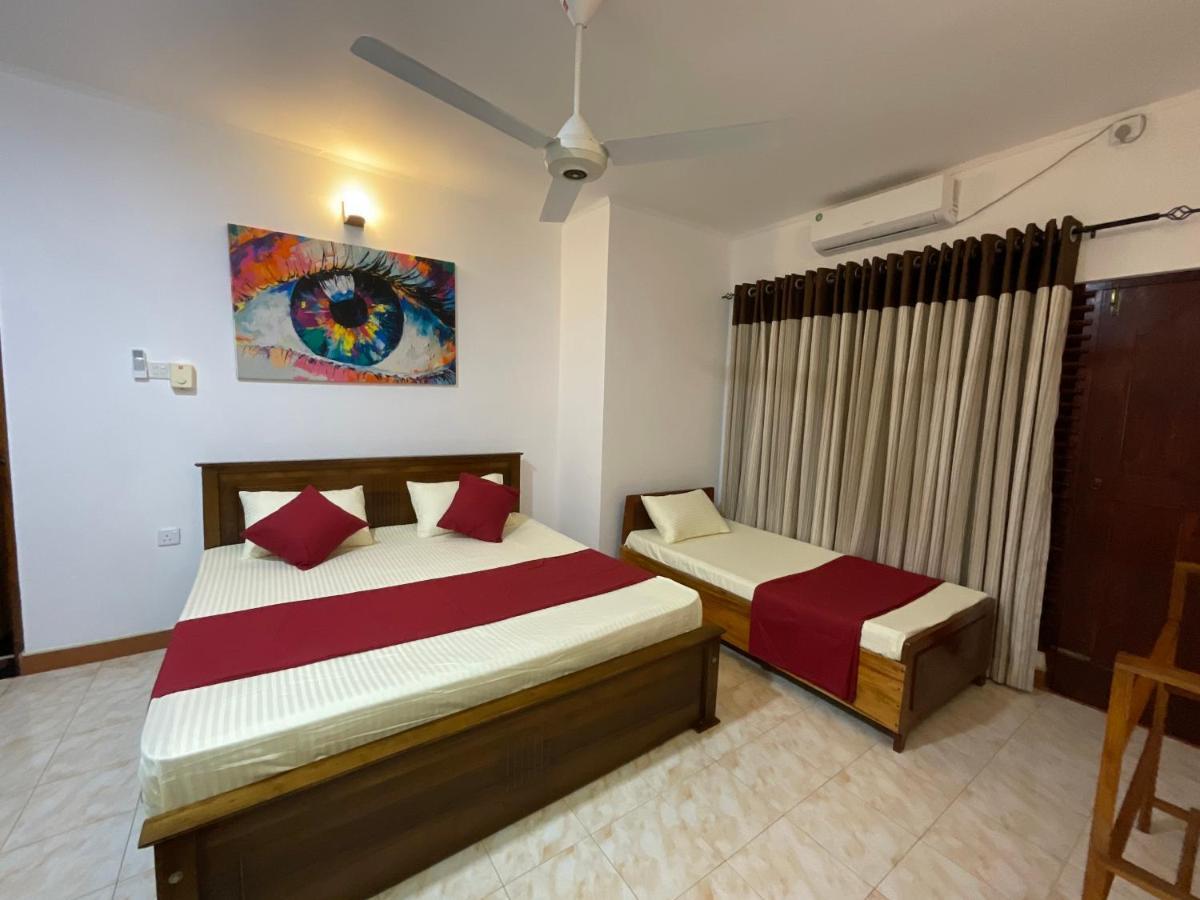 Platinum Holiday Home Anuradhapura Buitenkant foto